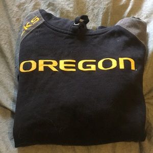 Never worn men's Oregon Ducks hoodie sweatshirt